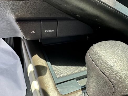 Used 2023 Toyota Camry LE FWD image 21