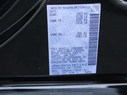 Used 2025 Nissan Altima 2.5 SV image 17