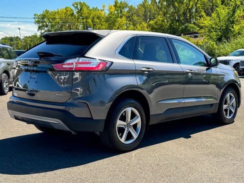 Used 2022 Ford Edge SEL w/ Convenience Package AWD/4WD image 3