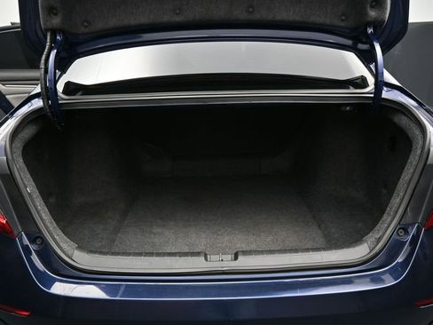 Used 2018 Honda Accord LX image 23