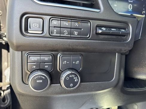 Used 2023 Chevrolet Tahoe Premier w/ Premium Package 2 image 28