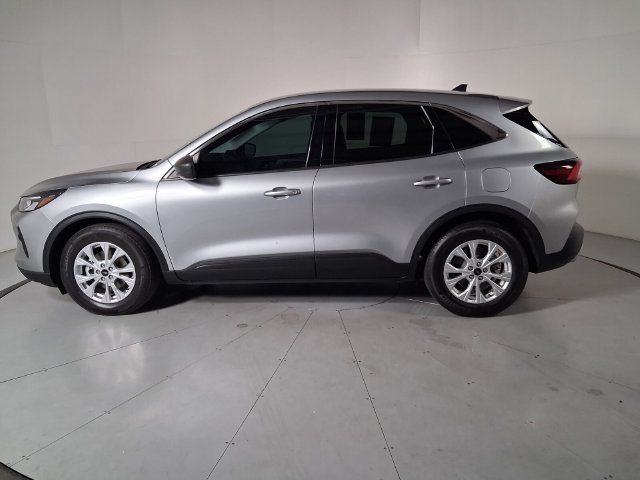 Used 2023 Ford Escape Active w/ Tech Pack #1 FWD image 7
