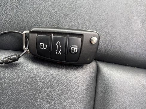 Used 2024 Audi Q3 2.0T Premium image 33