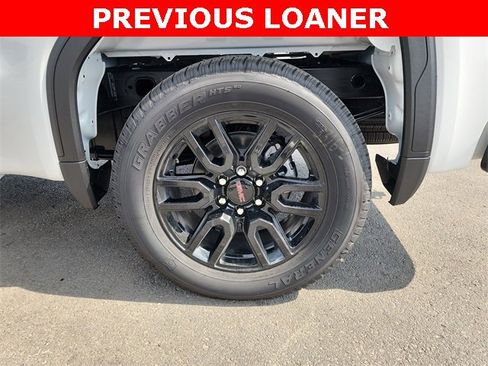 New 2026 GMC Sierra 1500 Elevation image 27