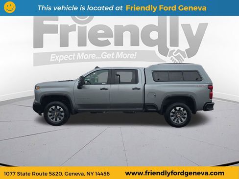Used 2025 Chevrolet Silverado 2500 Custom w/ Custom Convenience Package AWD/4WD image 8