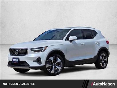 Used 2025 Volvo XC40 B5 Plus w/ Protection Package Premier
