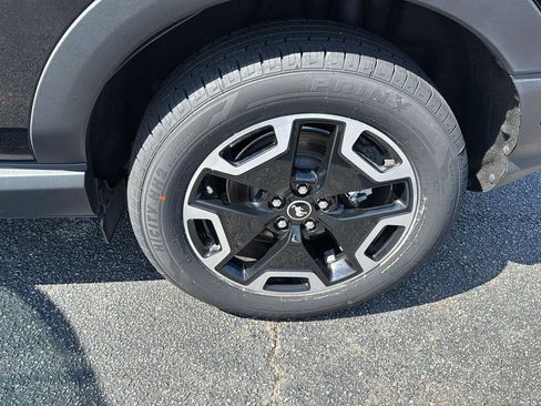Used 2023 Ford Bronco Sport Outer Banks w/ Tech Package image 31