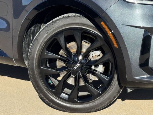 Used 2021 Kia Sorento SX image 36