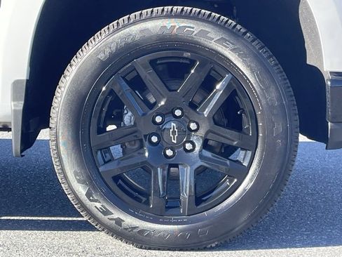 Certified 2022 Chevrolet Silverado 1500 Custom Trail Boss w/ Safety Confidence Package image 19