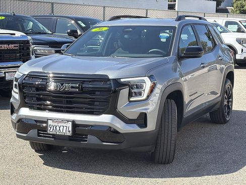 Used 2026 GMC Terrain Elevation w/ Black Edition FWD image 3