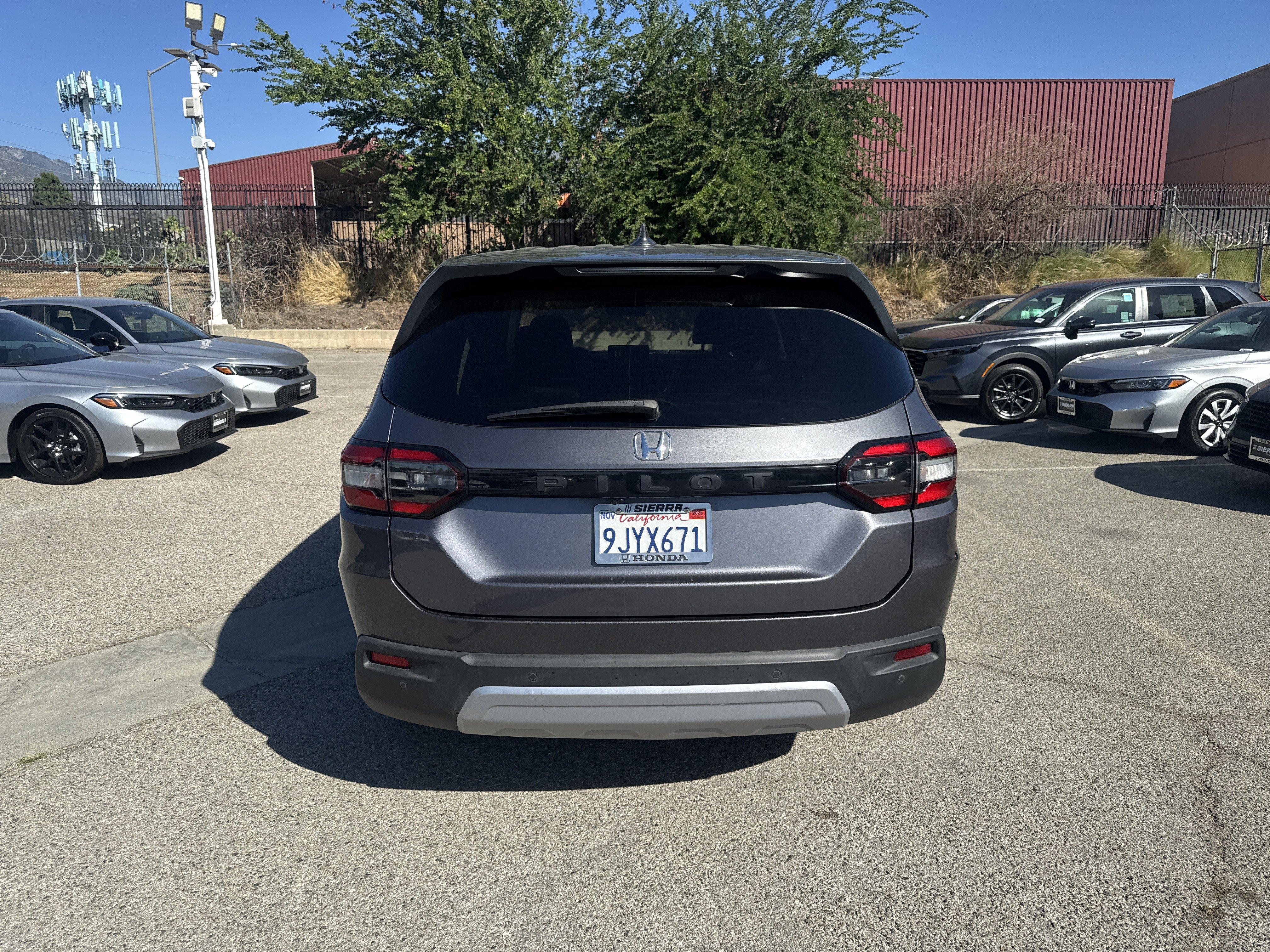 Used 2024 Honda Pilot EX-L image 5