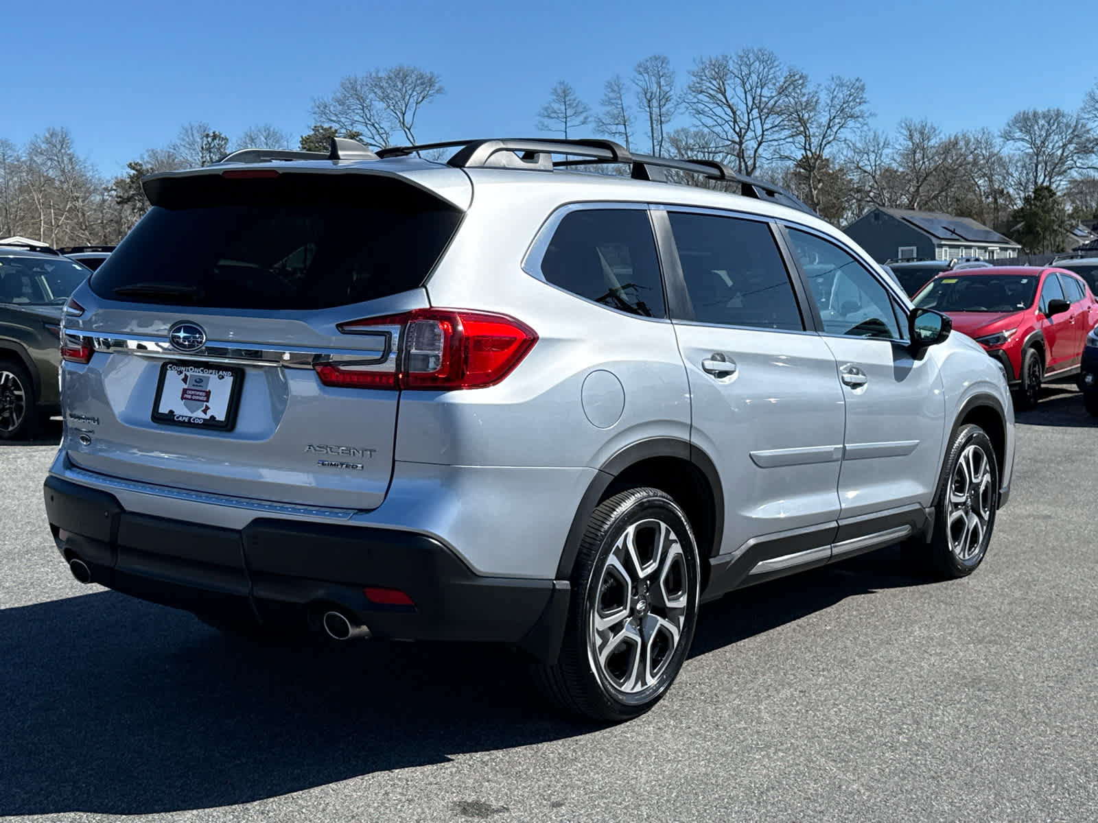 Used 2025 Subaru Ascent Limited AWD/4WD image 7