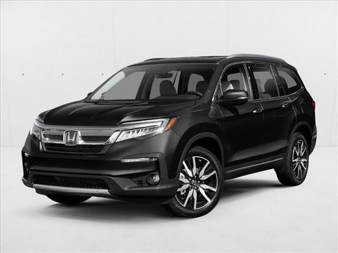 Used 2019 Honda Pilot Touring image 1