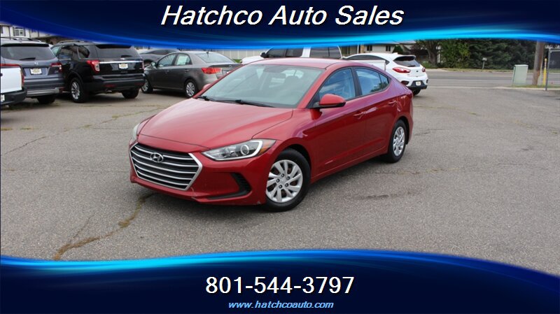 Used 2017 Hyundai Elantra SE FWD image 1