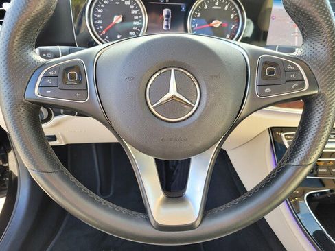 Used 2018 Mercedes-Benz E 300 image 11