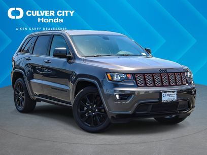 Used 2020 Jeep Grand Cherokee Altitude