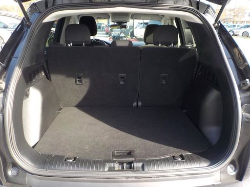 Used 2021 Ford Escape SE w/ SE Sport Appearance Package image 19