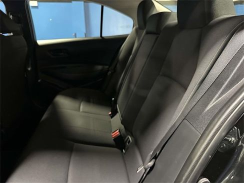 Used 2022 Toyota Corolla LE image 15