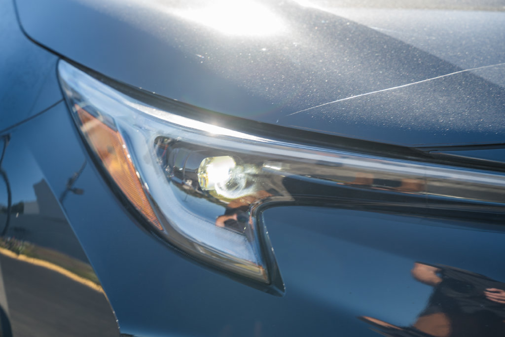 Used 2023 Toyota Corolla SE FWD image 9