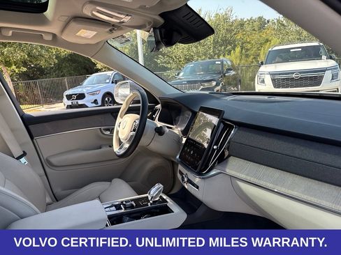 Certified 2026 Volvo XC90 B6 Ultra AWD/4WD image 13