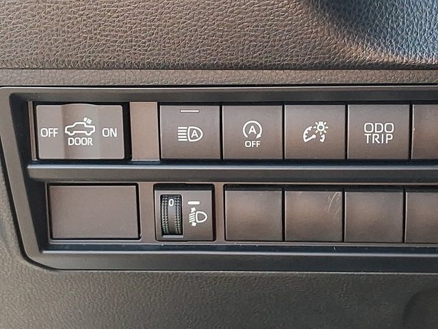 Used 2023 Toyota Tundra SR AWD/4WD image 23