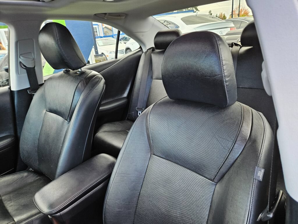 Used 2012 Lexus HS 250h Premium FWD image 12