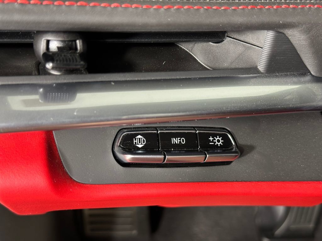 Used 2024 Chevrolet Corvette Stingray Premium Conv w/ Z51 Performance Package RWD image 22