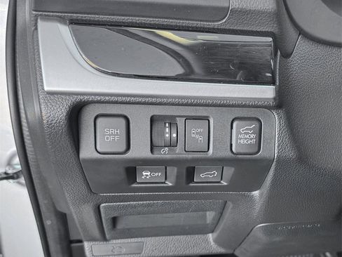 Used 2017 Subaru Forester 2.0XT Touring image 16