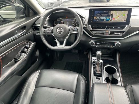 Certified 2023 Nissan Altima 2.0 SR image 8