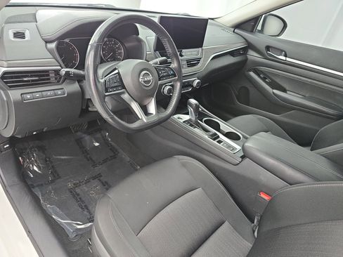 Certified 2023 Nissan Altima 2.5 SV w/ SV Premium Package FWD image 15