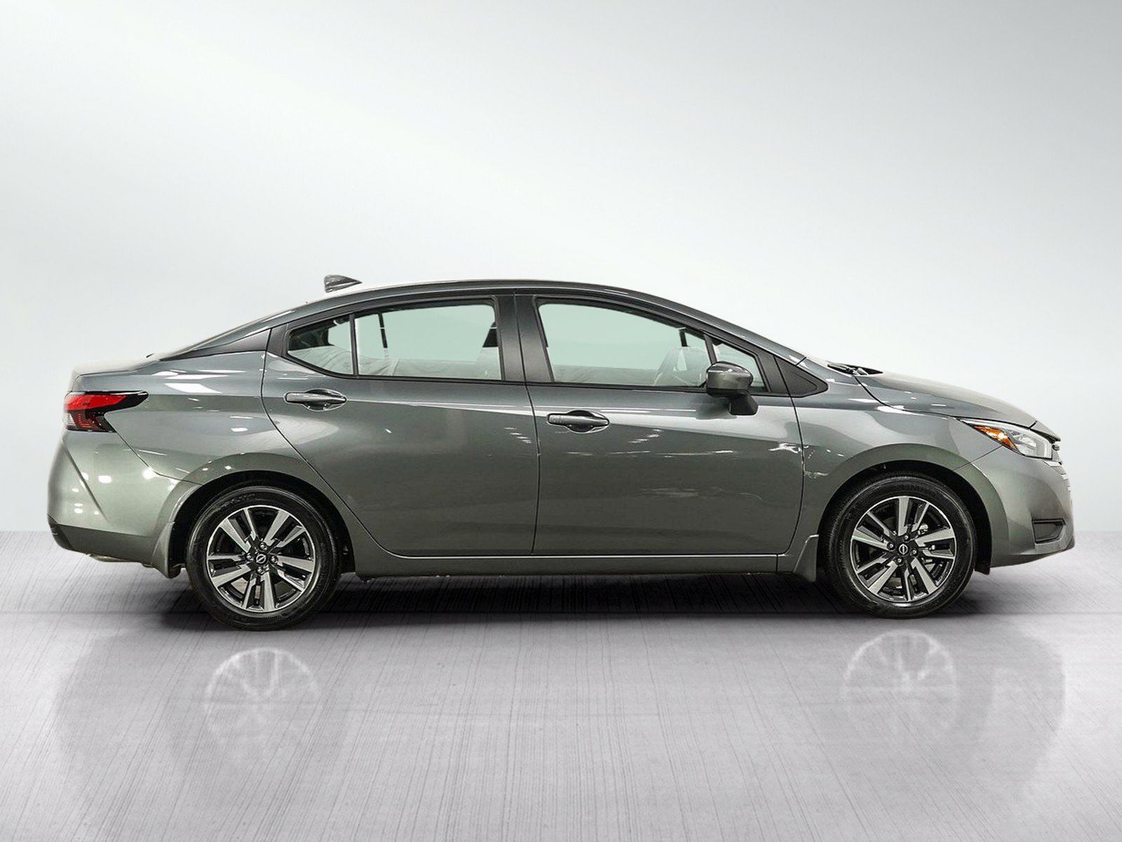 Used 2025 Nissan Versa SV w/ Trunk Package FWD image 6