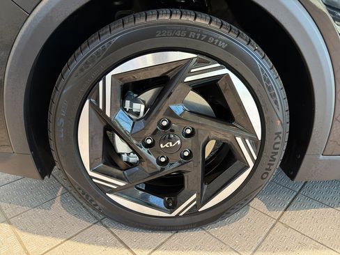 New 2026 Kia K4 EX image 9