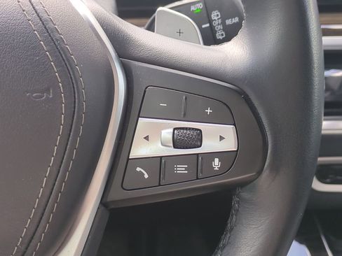 Used 2025 BMW X5 xDrive50e image 30