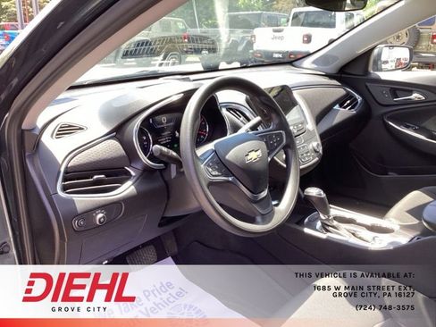 Used 2019 Chevrolet Malibu Hybrid FWD image 22