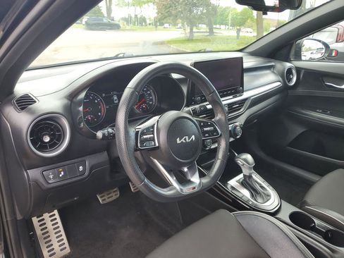 Certified 2023 Kia Forte GT-Line FWD image 11