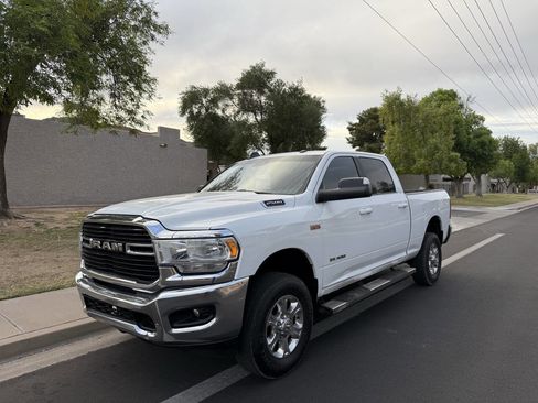 Used 2021 RAM 2500 Big Horn w/ Level 1 Equipment Group AWD/4WD image 3