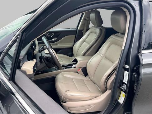 Used 2020 Lincoln Corsair FWD image 25
