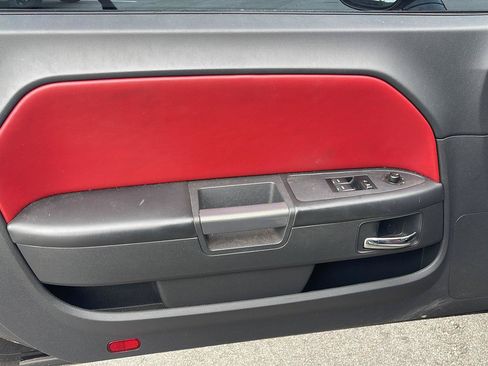 Used 2013 Dodge Challenger R/T RWD image 12
