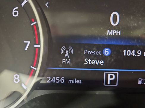 Certified 2025 Nissan Sentra SR w/ SR Premium Package FWD image 18