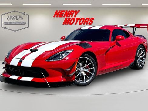 Used 2017 Dodge Viper GTC w/ GTS Interior Package RWD image 3