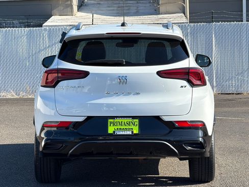 Used 2024 Buick Encore GX Sport Touring AWD/4WD image 5