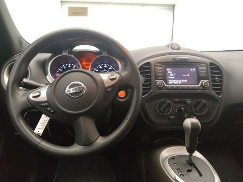 Used 2017 Nissan Juke S FWD image 22