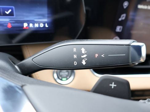 New 2026 Chevrolet Equinox ACTIV image 17