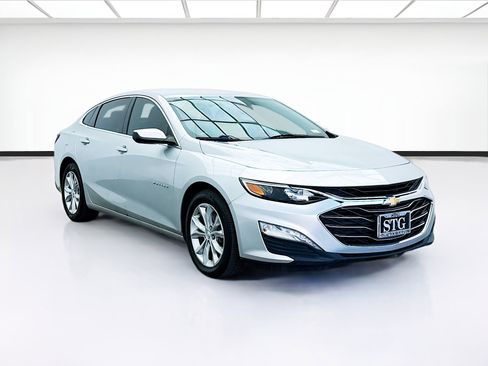 Used 2019 Chevrolet Malibu LT image 3