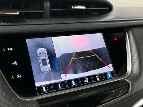 Used 2025 Cadillac XT5 Sportv w/ Technology Package image 16