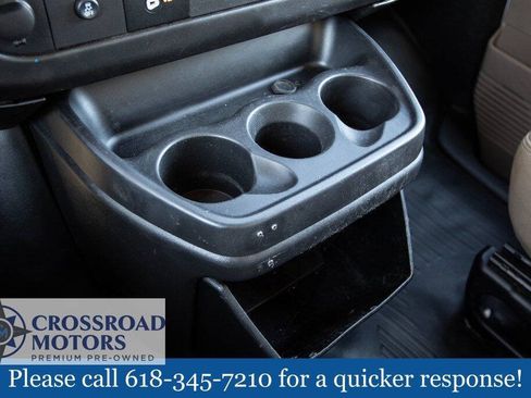 Used 2016 Chevrolet Express 2500 RWD image 27