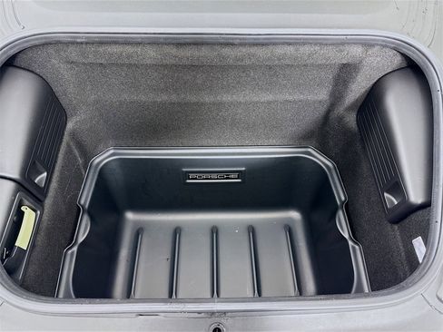 Used 2025 Porsche 718 Cayman image 30