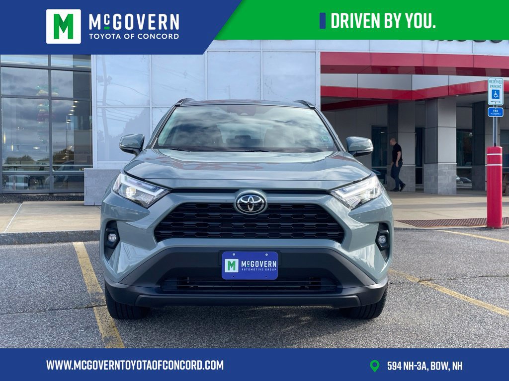 Used 2023 Toyota RAV4 XLE Premium AWD/4WD image 8