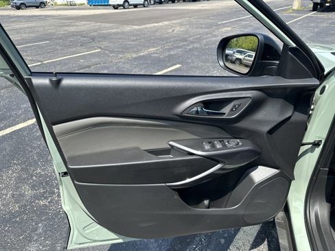 New 2025 Chevrolet Trax ACTIV w/ Driver Confidence Package image 10