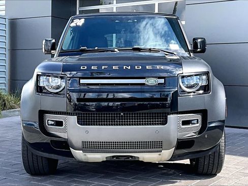 Used 2024 Land Rover Defender 110 Carpathian Edition image 2